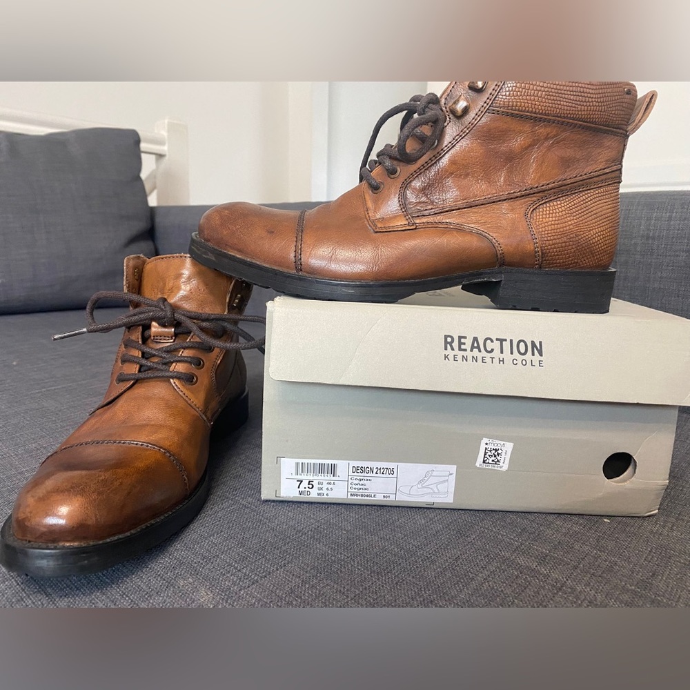 Men boots size 7.5 Reaction kenneth vóley